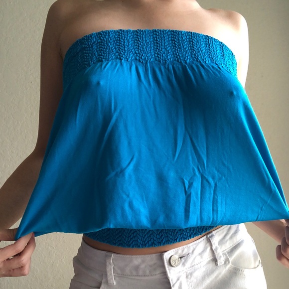 Bright Blue flowy Strapless Pullover Summer Top One Size Only Cute Girly - Picture 3 of 3